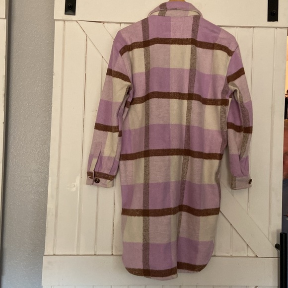 Blank NYC Flannel Long Shacket Size Women’s Small Lavender Brown White Plaid - Picture 4 of 5